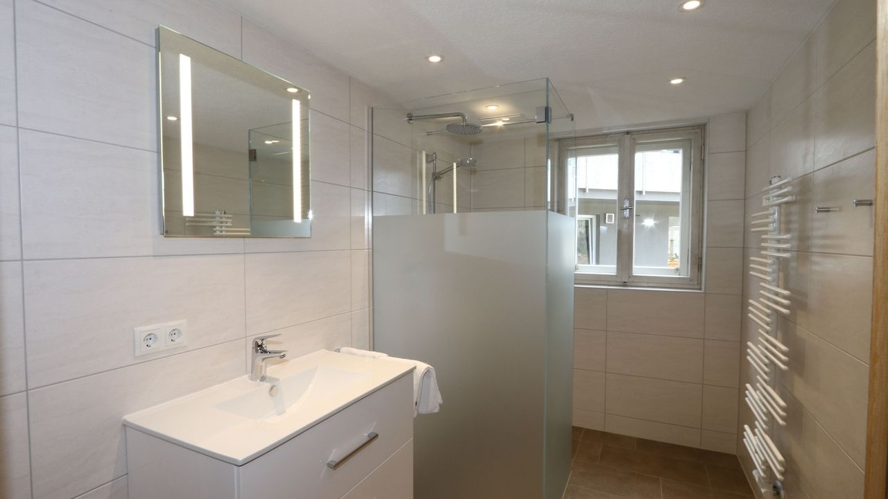 BathRoom BathRoom